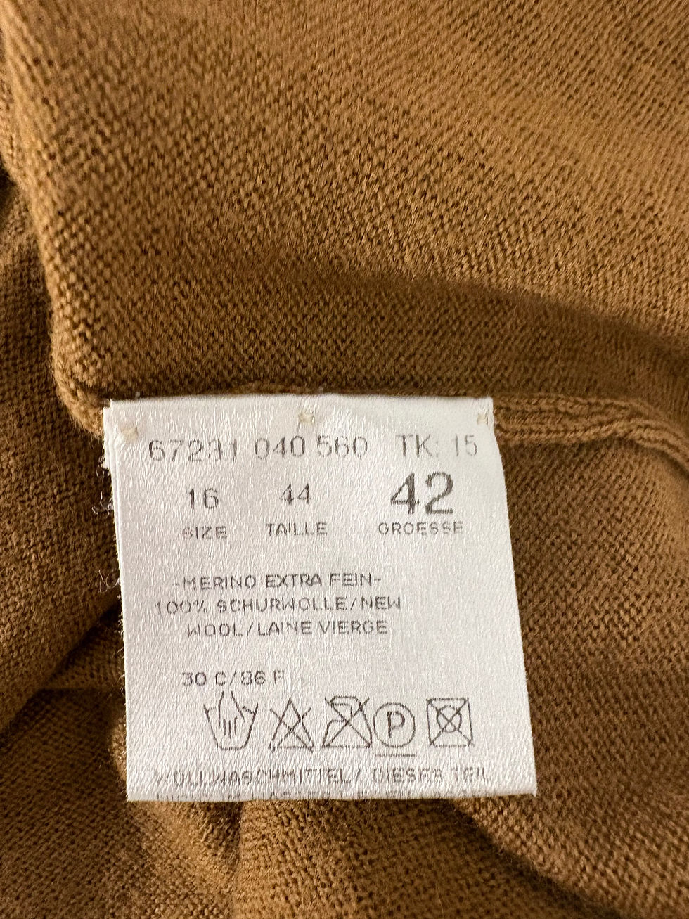 Miniaturbild: Etikett mit Größenangaben: 16, 44, 42, sowie Text zur Materialzusammensetzung.