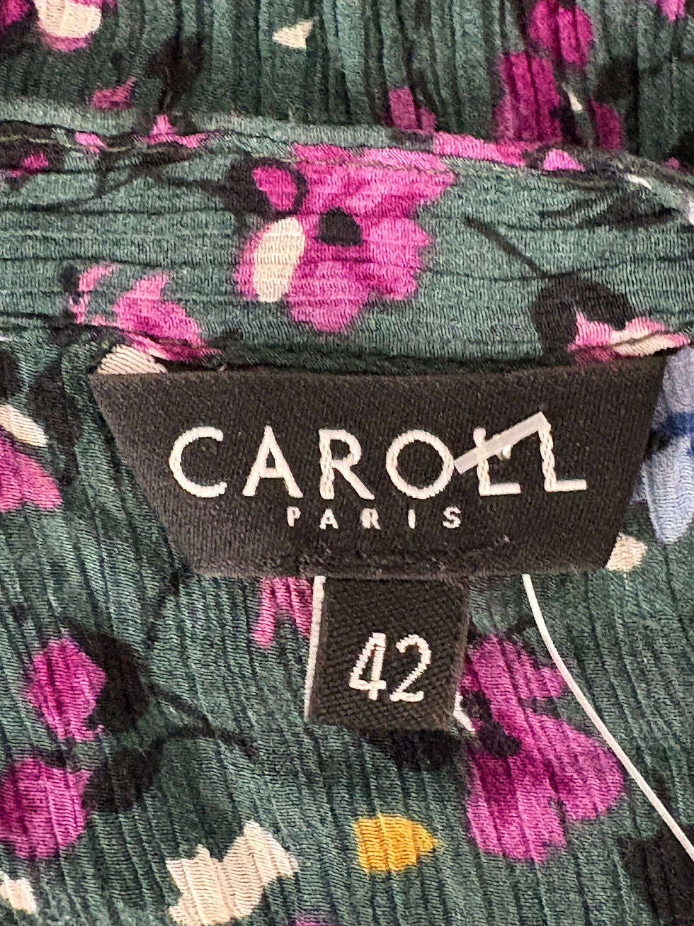 Miniaturbild: Nahaufnahme des CAROLL PARIS Kleidung Etiketts mit der Größe 42