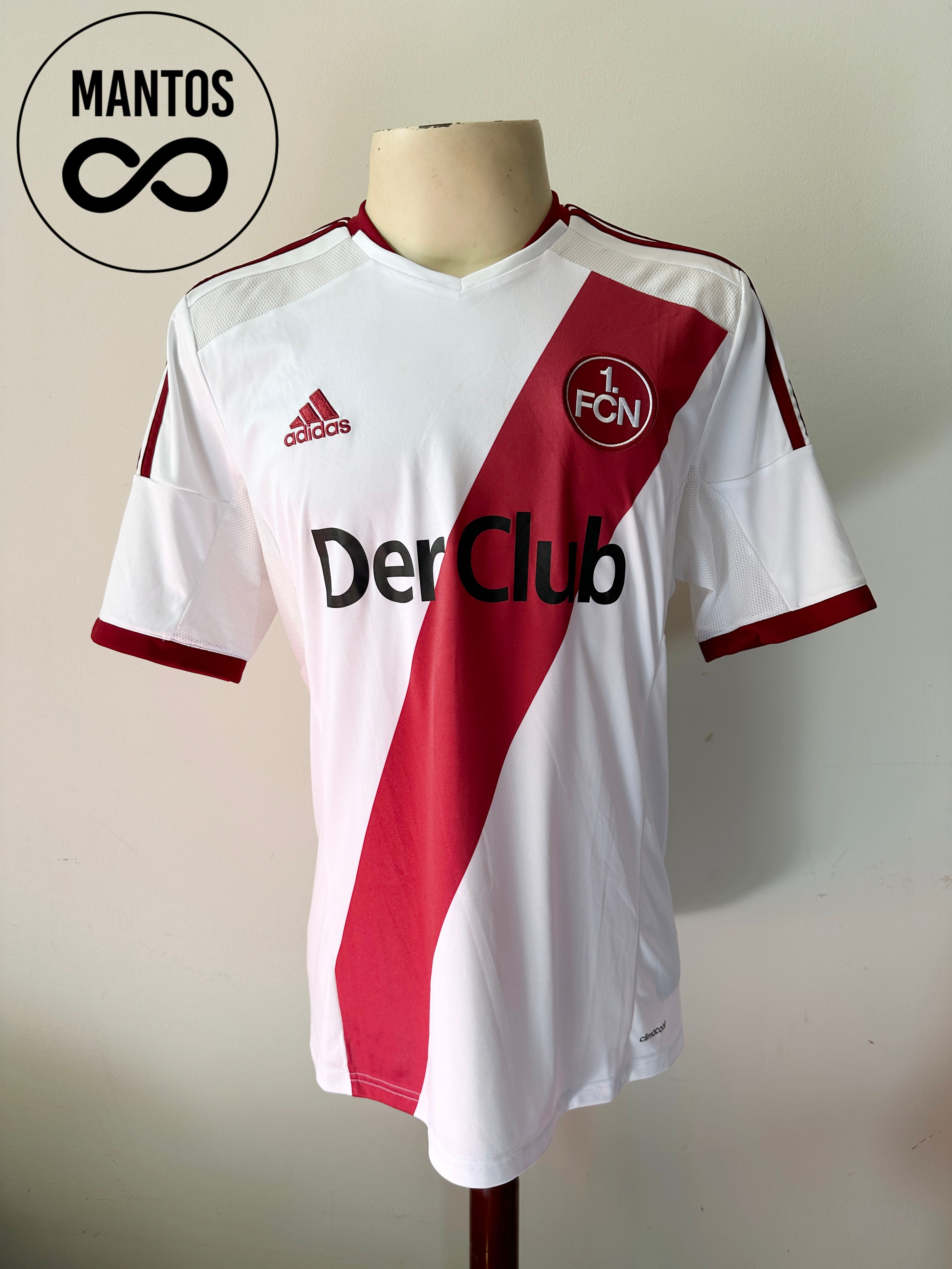 Camisa Nuremberg