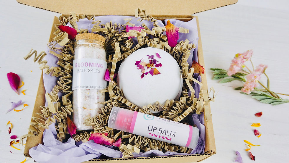 Thumbnail: Spa Gift Set by Moelian