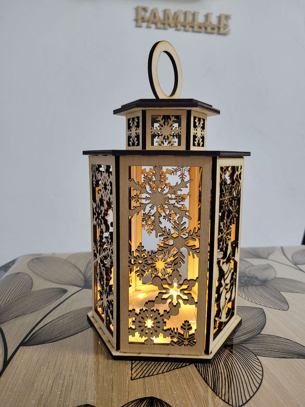 Thumbnail: Lampe de Noël 