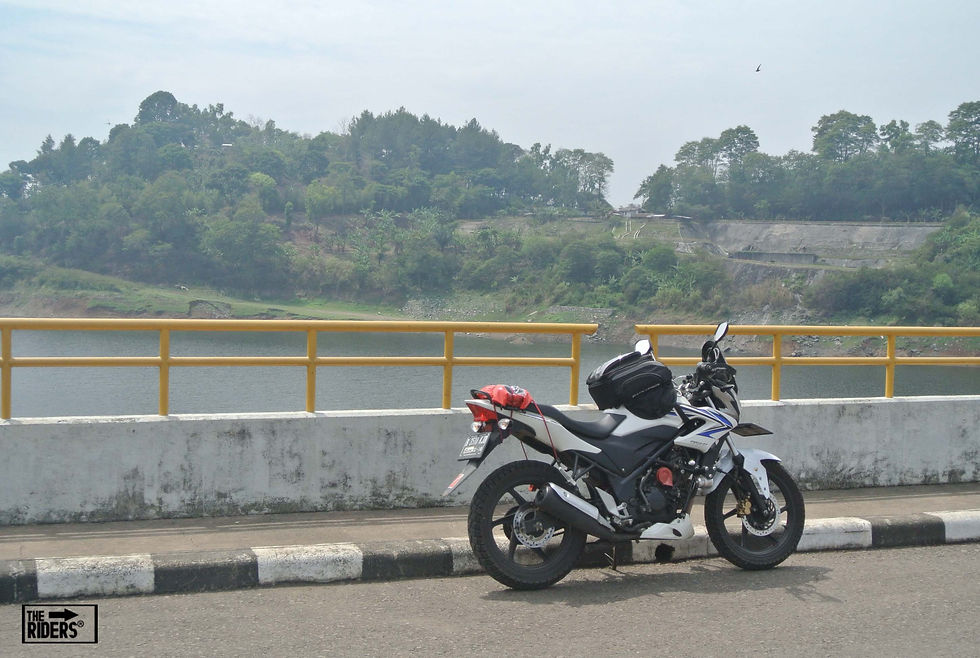 touring-motor-indonesia-bikers