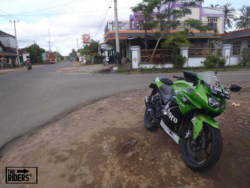 touring-motor-indonesia-bikers