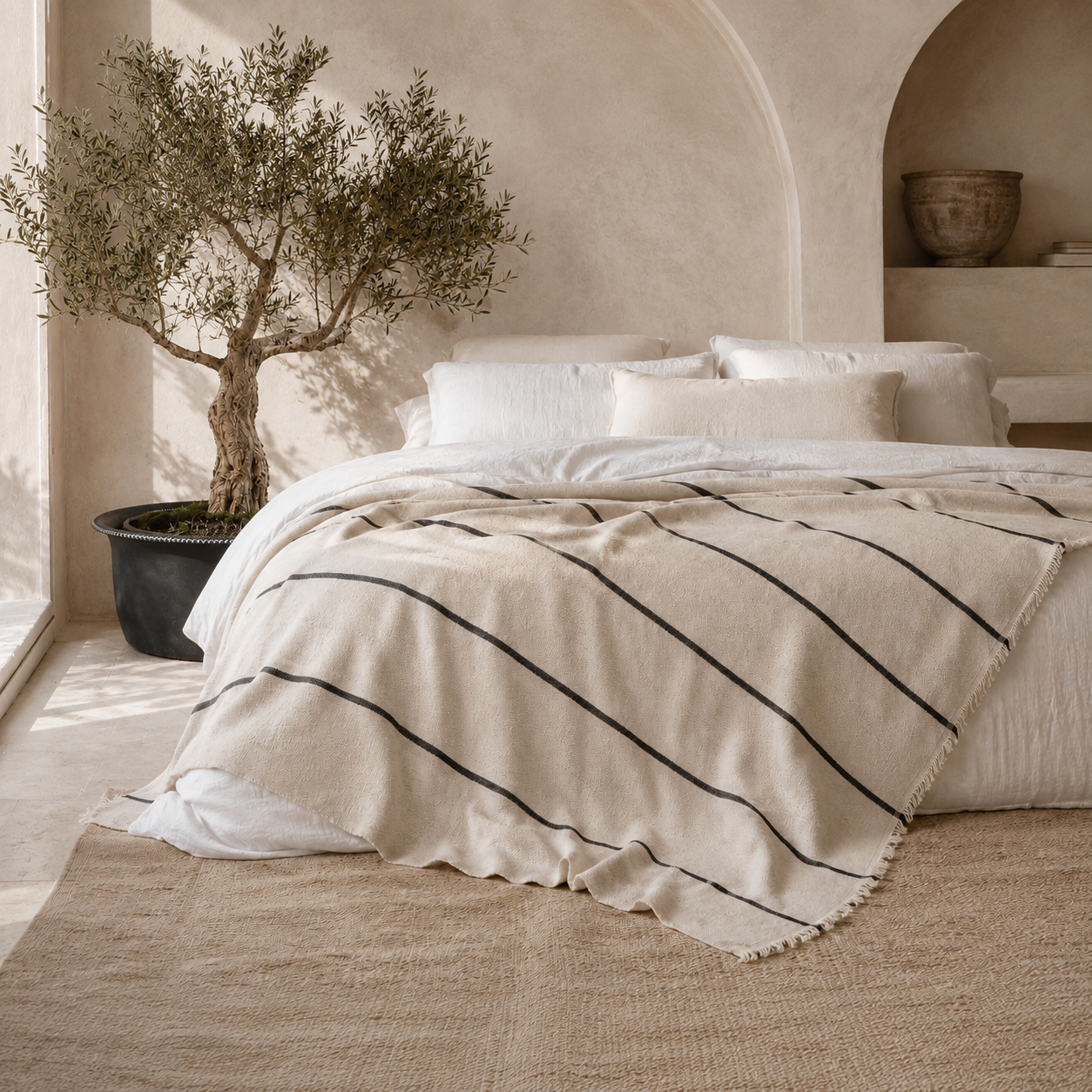 OLIMPIA CHARCOAL BED BLANKETS