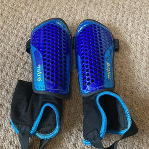 Mitre Blue Shin Pads