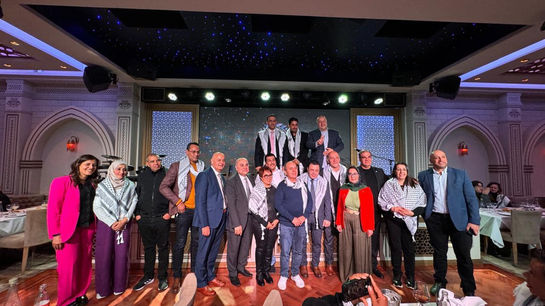 الأرجنتين: رئيس اتحاد المعلمين يحضر عدة اجتماعات