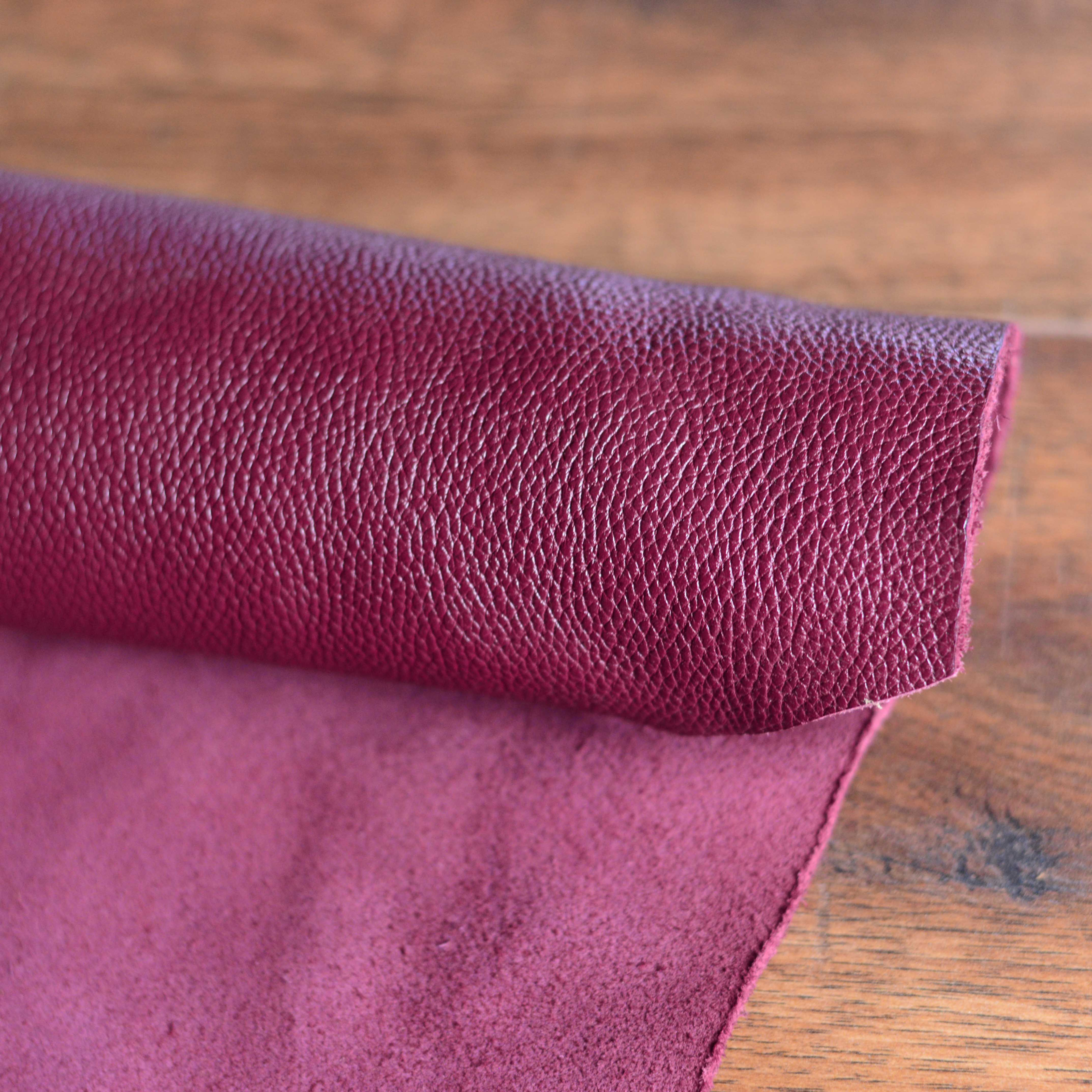 Burgundy Vino