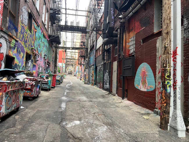 street art, outdoor art, biennale, fun art, original art, hosier lane, hosier lane, photo festival, foto festival, portrait photography  