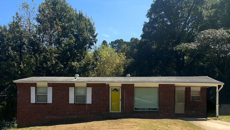 Charming 4-Sided Brick Ranch