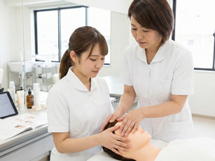 未経験からプロのスパニストへ。デビューまでの流れとサポート体制について