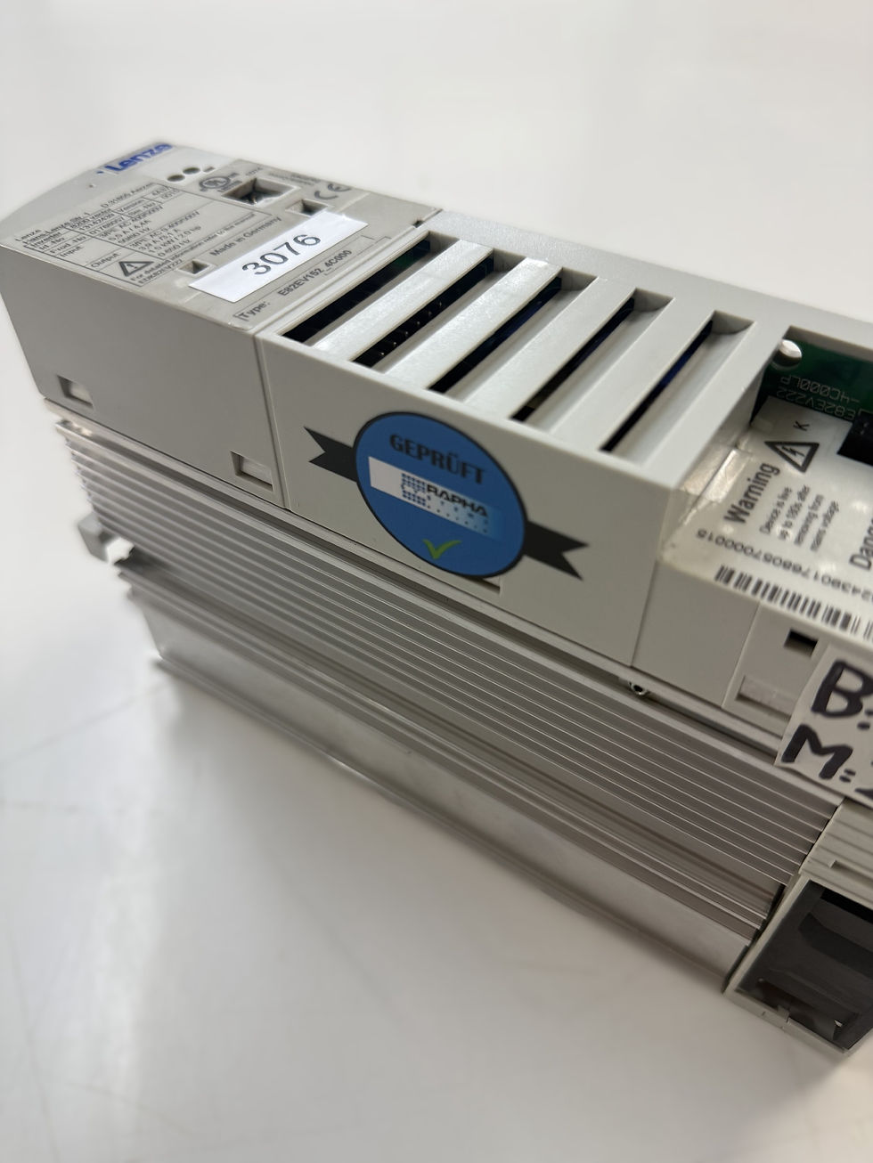 Thumbnail: Like new | Lenze 8200 frequency inverter | E82EV152_4C000 | 1.5kW | TESTED | ✔