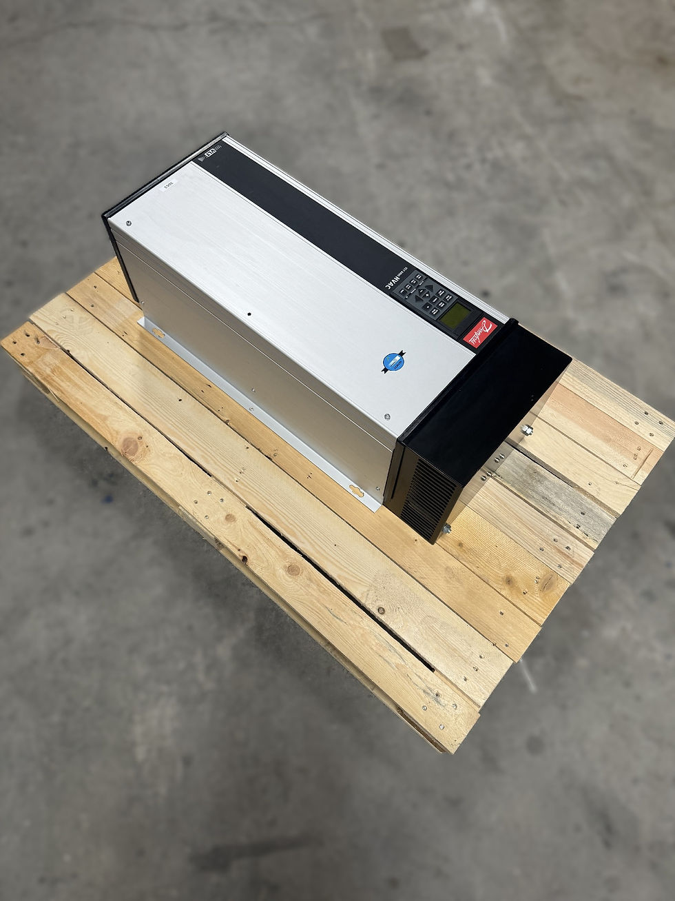 Miniaturbild: Frequenzumrichter Danfoss VLT 6027 | 18,5kW | GEPRÜFT | ✔