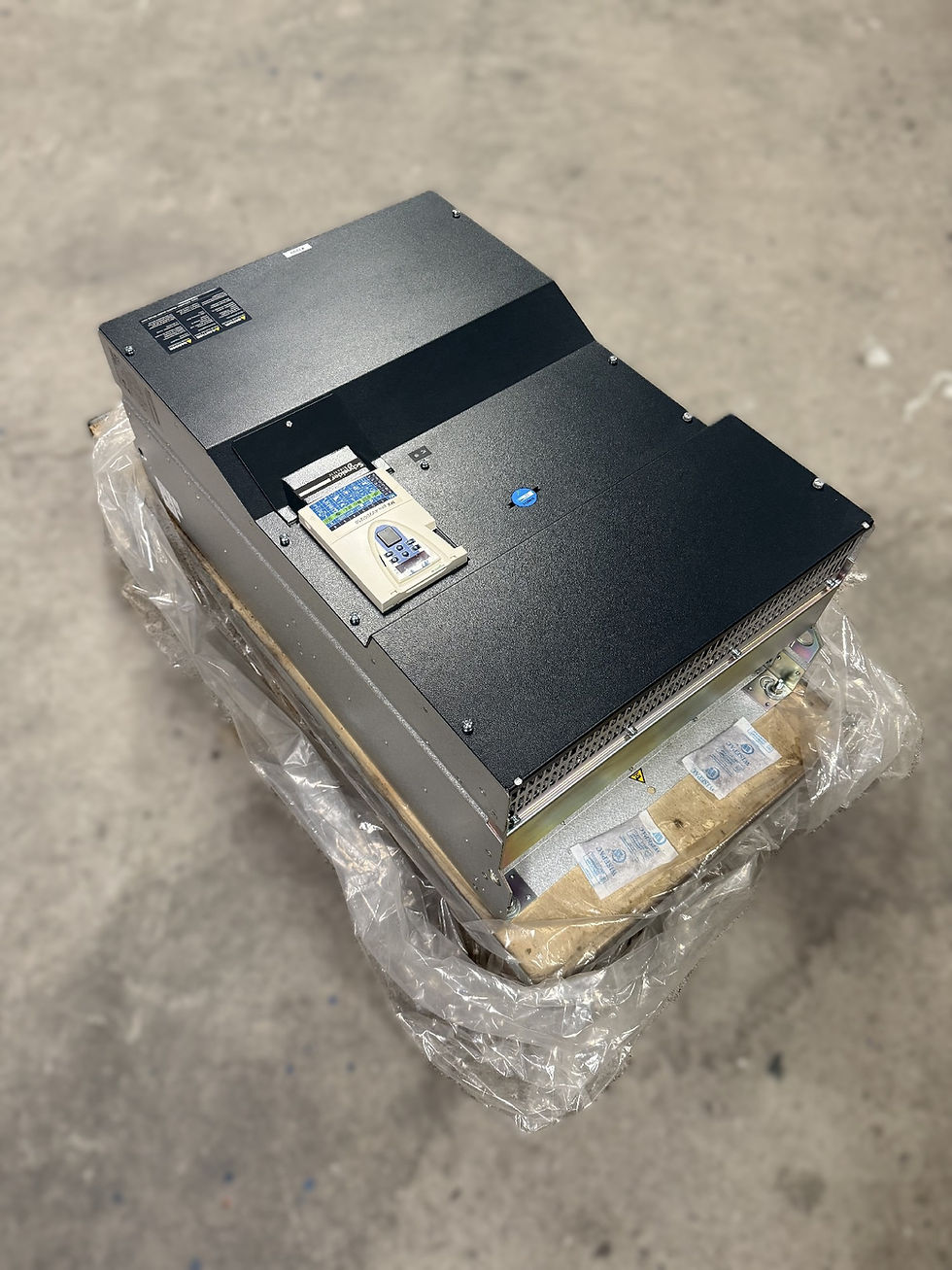 Thumbnail: NEW | Schneider MX pro 4V frequency inverter | 250kW | ✔