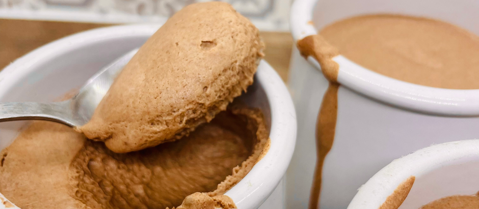 Mousse au chocolat toute crue