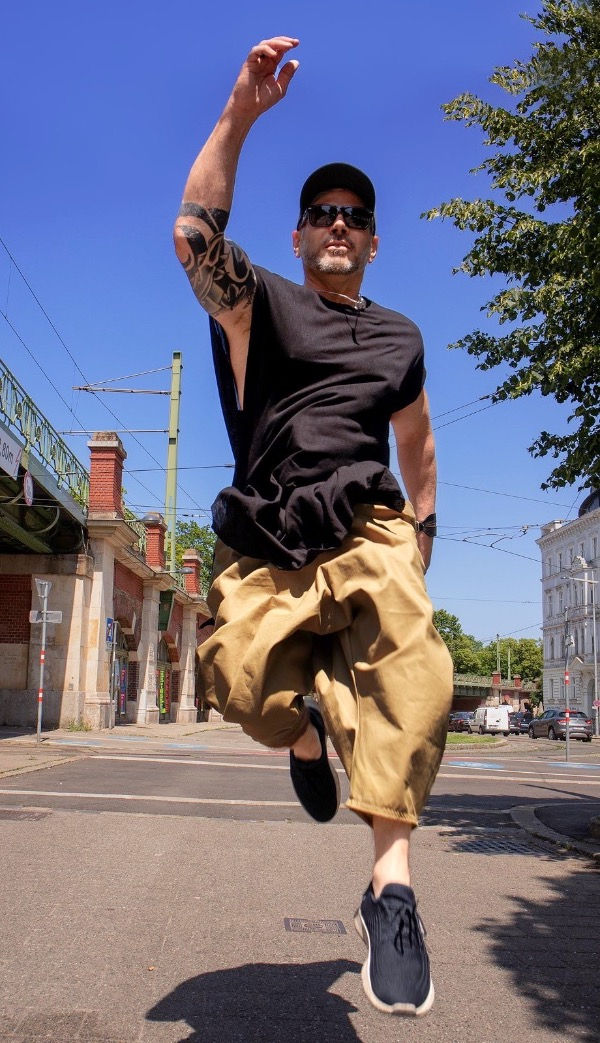 Thumbnail: Canada Pants