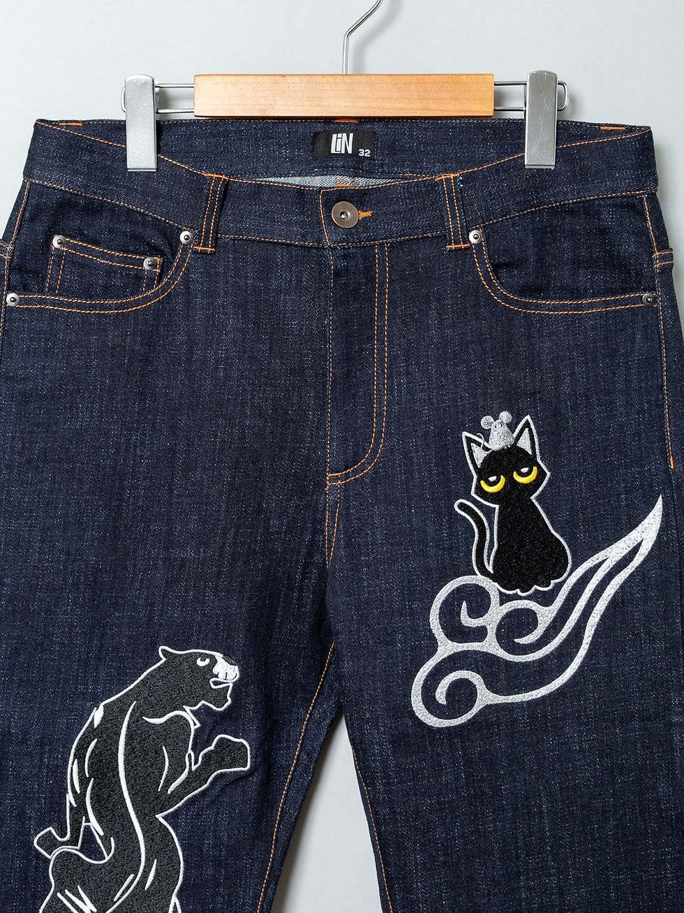 Thumbnail: 〇LiN AL−75814 -90『ラミVS黒豹』総刺繡デニムパンツ