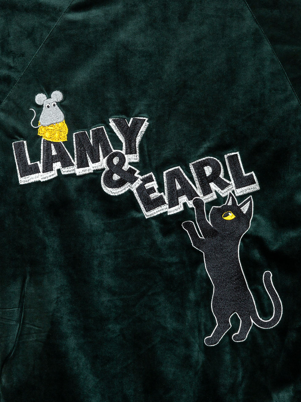 サムネイル： 〇LIN  AL-75060 -補 ラミ&アール『ラミは何かを見つけたぞ』ベロアジャケット