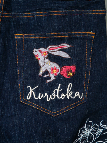 黒菟華 AL-759110(5) KUROTOKA『燕のジーンズ』ALL刺繡デニム ジーンズ