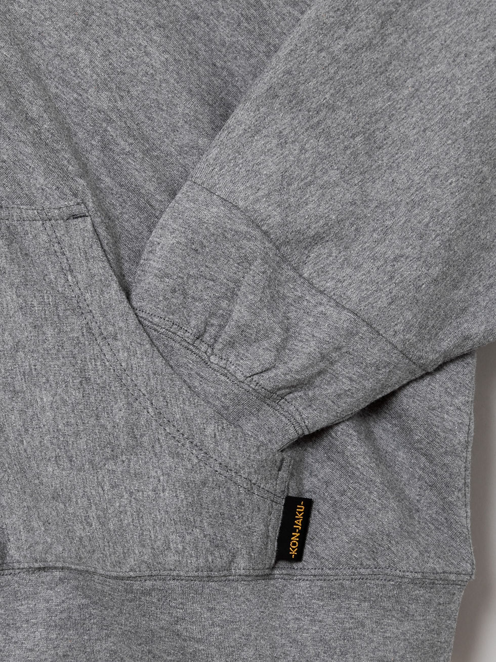 Thumbnail: 今昔 KJ-29276 -8前  こんじゃく『魚と泳ぐ』ドルマンスリーブパーカー　天竺生地
