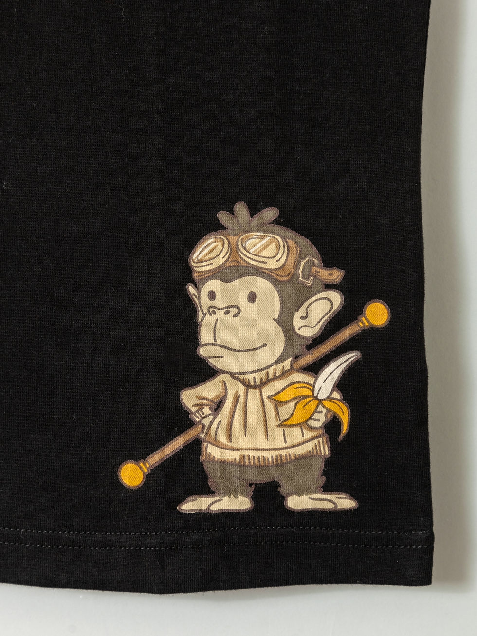 Thumbnail: 悟空本舗LG-59902 -80 GO-COO!!!『猿がバナナを踏んで滑る』半袖 Ｔシャツ