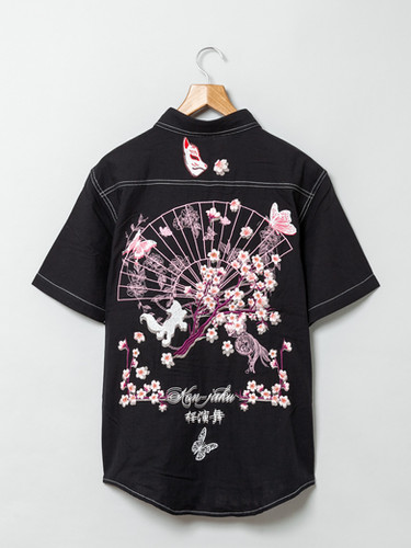 ヤンチェ　プリント半袖シャツ　SAKURA jantje_ontembaar 桜柄シャツタイガーインクジェット半袖Tシャツ CHIGIRI CHS42