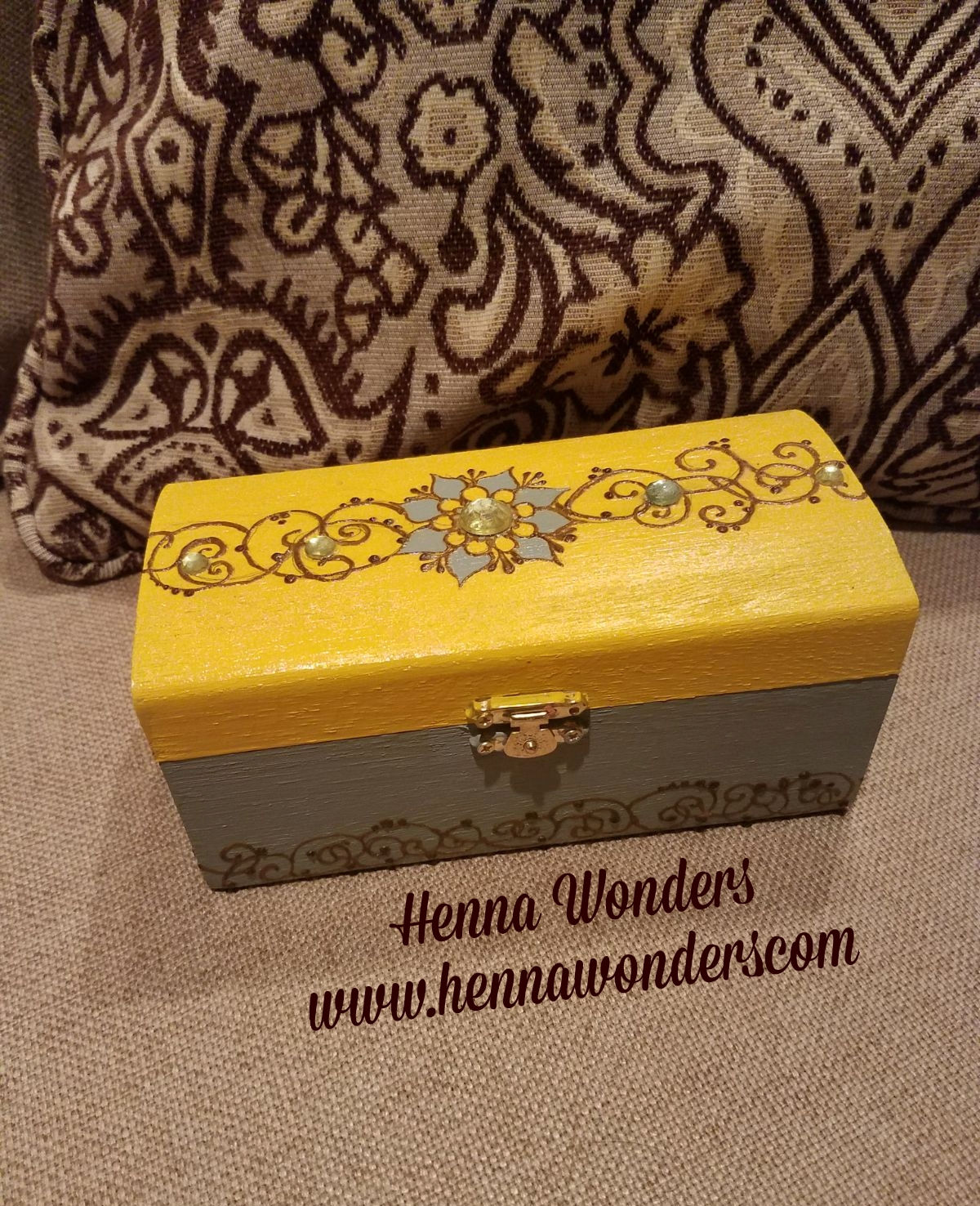 Yellow and grey Henna Box