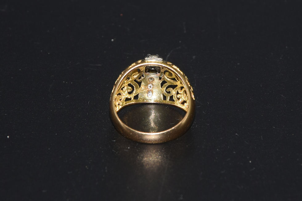 Thumbnail: Bague ciselée or jaune et diamant