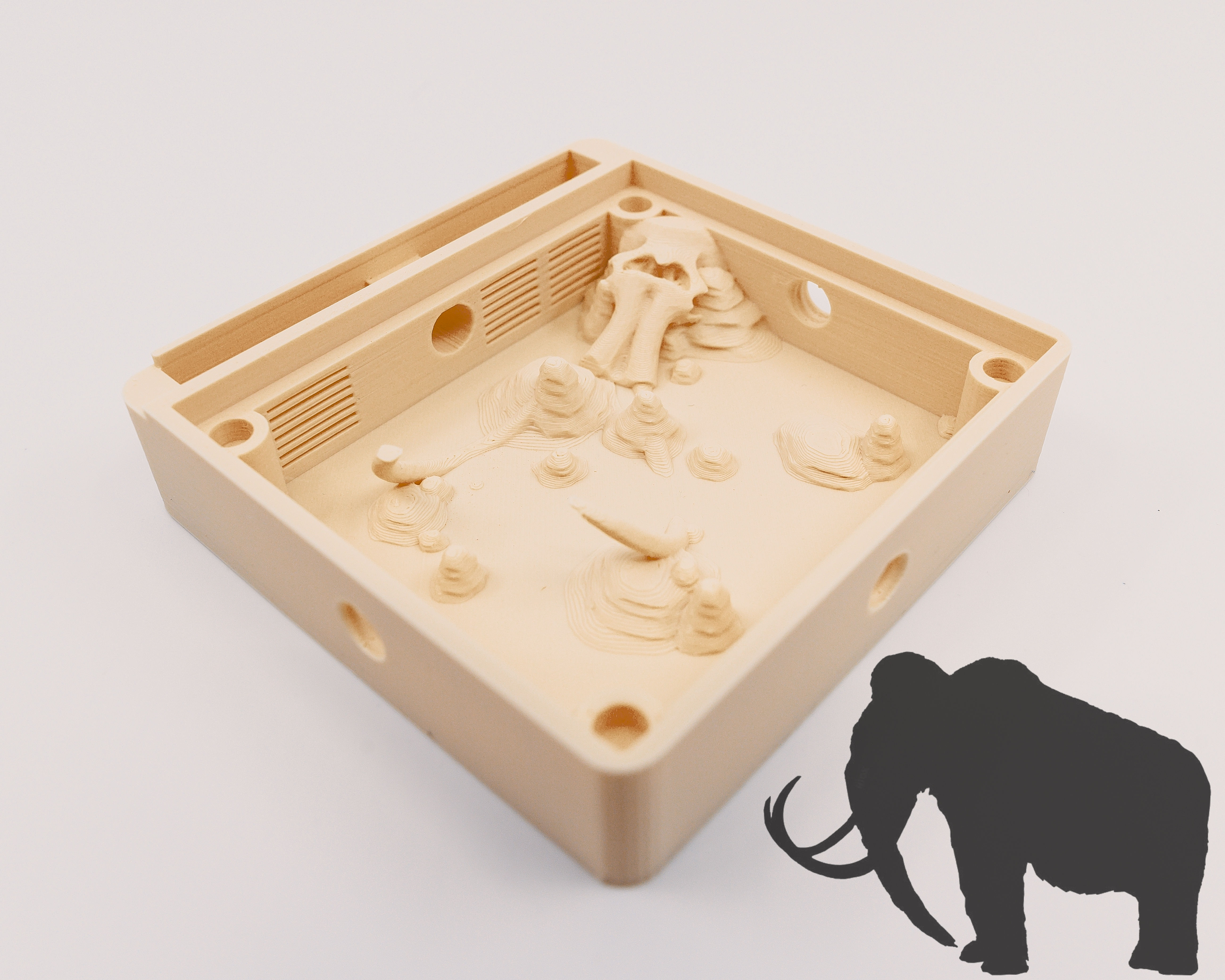 Hybrid Nest type Mammoth