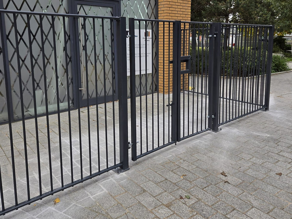 Metal fencing