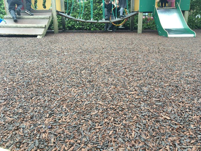Bonded Rubber Mulch