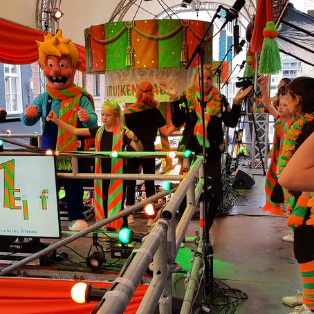 VAN OPSTAL KRUIKENKIDS DANSEN IN KRUIKENSTAD