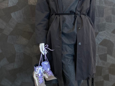 Outfit a. görtz: Mantel 799€ - 50%, Pullover 435€ - 50%, Hose 495€ - 50 % ( bd. Kaschmir )