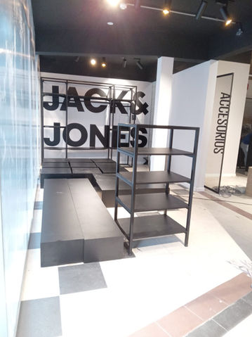 Jack & Jones (1).jpg