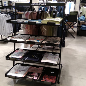 Jack & Jones (2).jpeg