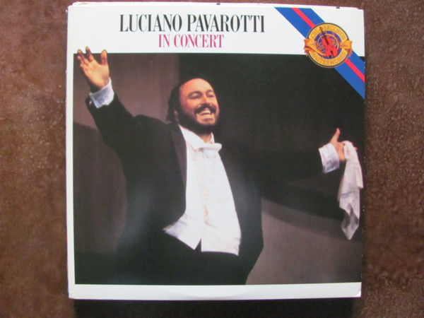 Luciano Pavarotti - In Concert