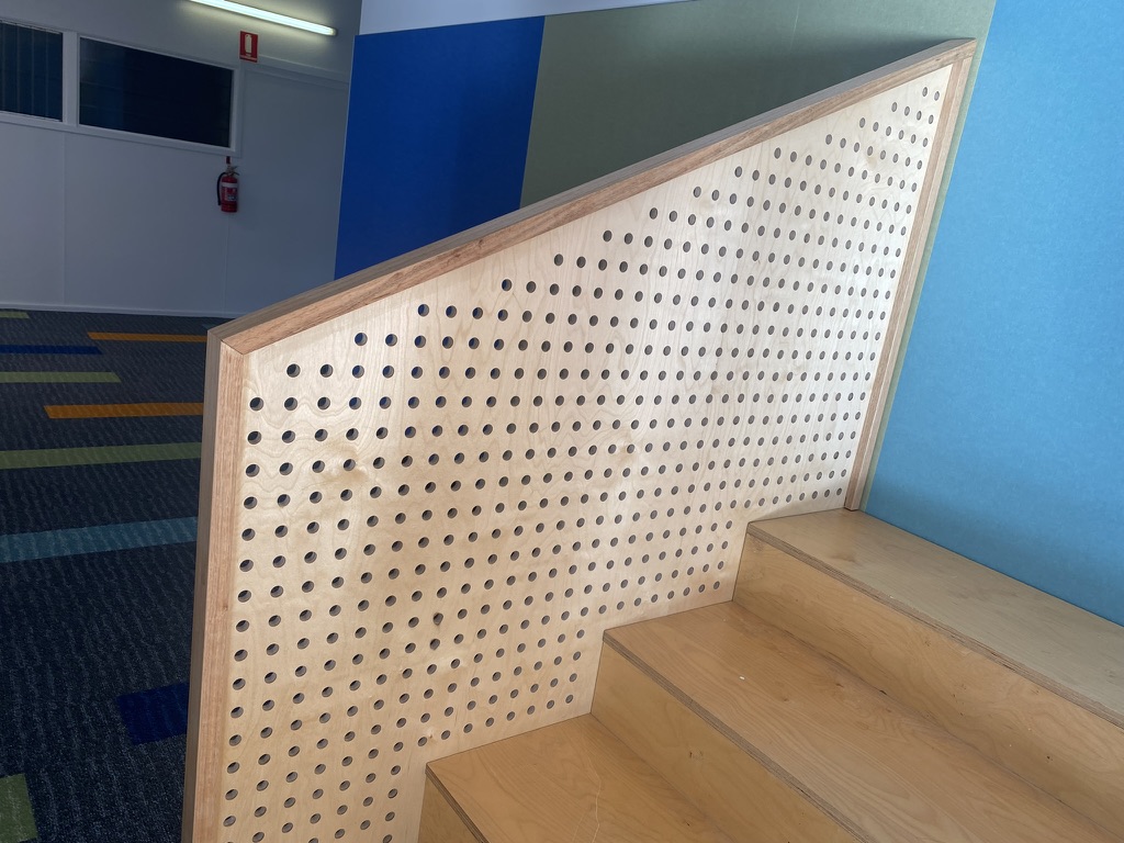 Lang Lang Primary School commercial furniture project view 2