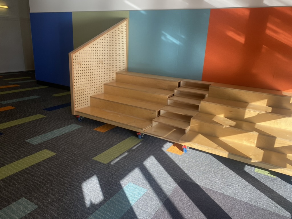 Lang Lang Primary School commercial furniture project view 3
