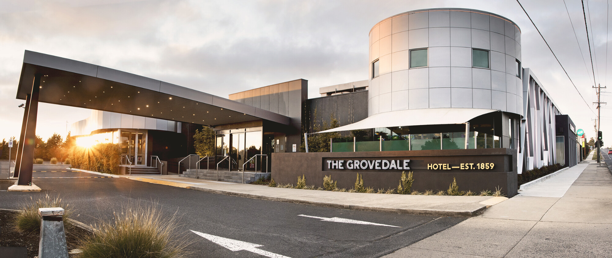 The Grovedale Hotel commercial furniture project
