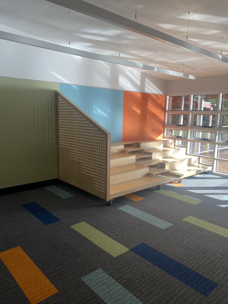 Lang Lang Primary School commercial furniture project view 6