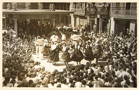 54.Plaza.GarR.jpg