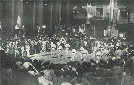 23.La Plaza.La Hormiga de oro.jpg