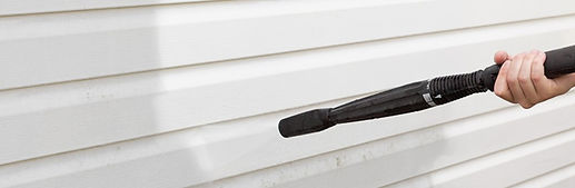 how-to-pressure-wash-a-house-step-5_edited.jpg