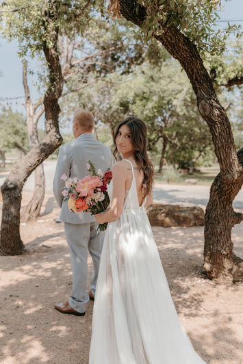 1st look with bride and groom 