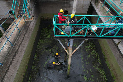 INSTALACIÓN DE MOTORREDUTORES ELÉCTRICOS