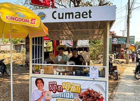 コオロギ販売　路上かる.jpg