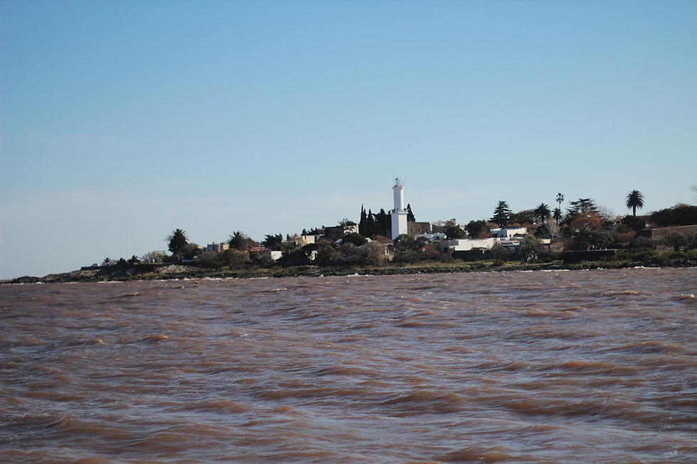 Partindo de Colônia rumo a Argentina