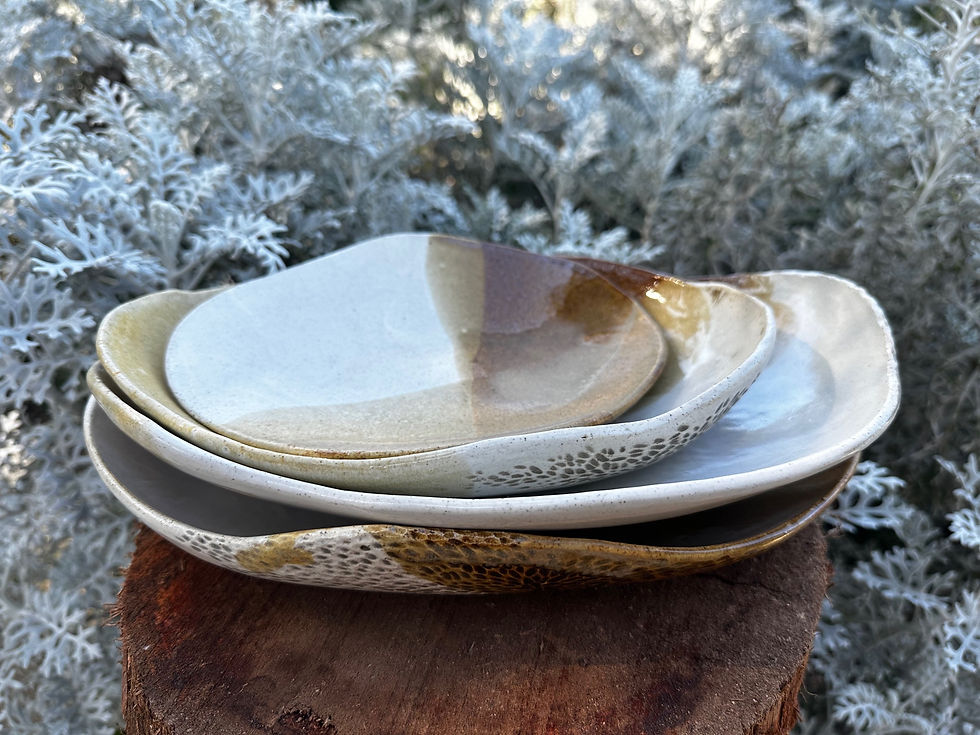 Thumbnail: Four plate set