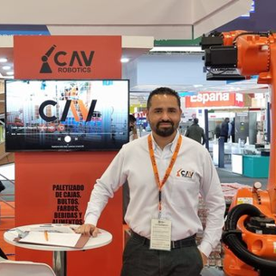 La empresa que fabrica maquinaria basada en robótica industrial en Colombia