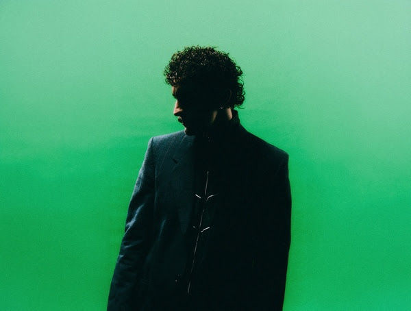 Manchester-born poet, writer, and producer Antony Szmierek teams up with Imogen and the Knife for new single 'Flight Simulator'.