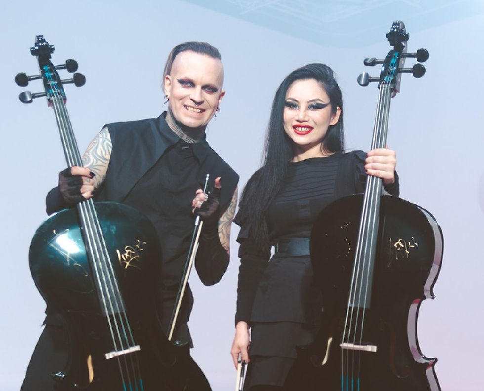 Pressefoto von Chris Harms und Tina Guo